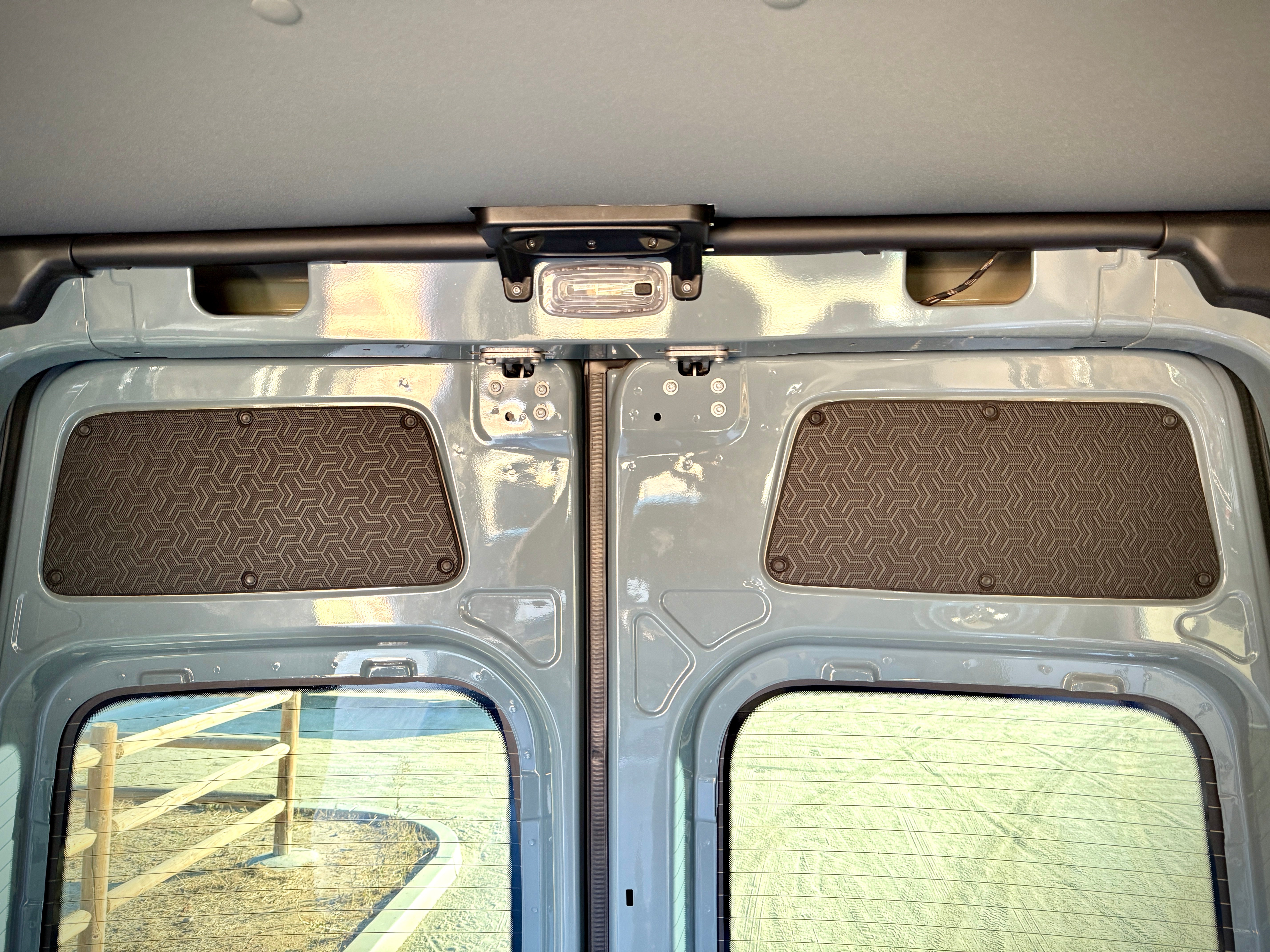 Sprinter Rear Door Panels โ Set of Tetrapod Design (2007+)